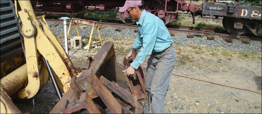 Loren Lifting 150 Pound Standard Gauge Pedestals To Be Used On Restored Caboose